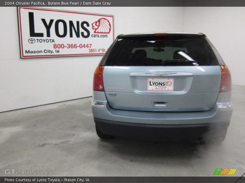Butane Blue Pearl / Dark Slate Gray 2004 Chrysler Pacifica