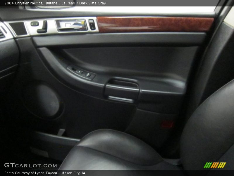 Butane Blue Pearl / Dark Slate Gray 2004 Chrysler Pacifica