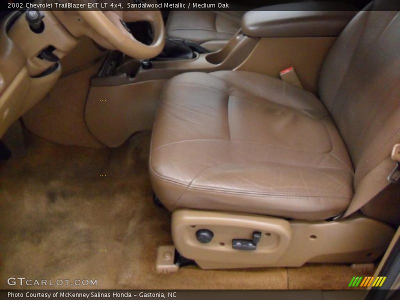 Sandalwood Metallic / Medium Oak 2002 Chevrolet TrailBlazer EXT LT 4x4