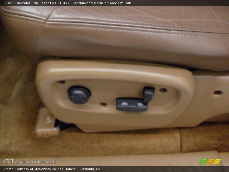 Sandalwood Metallic / Medium Oak 2002 Chevrolet TrailBlazer EXT LT 4x4