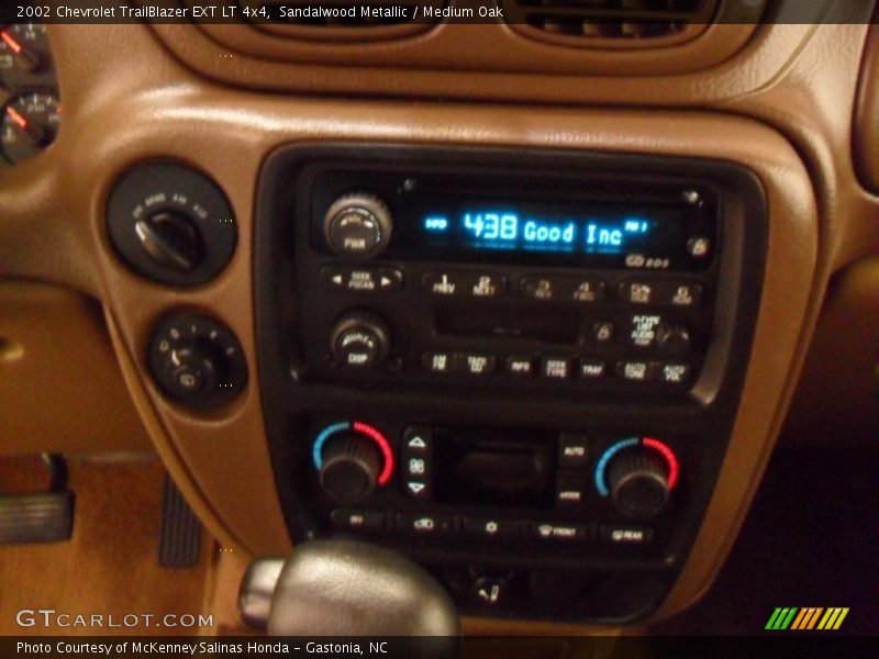 Sandalwood Metallic / Medium Oak 2002 Chevrolet TrailBlazer EXT LT 4x4