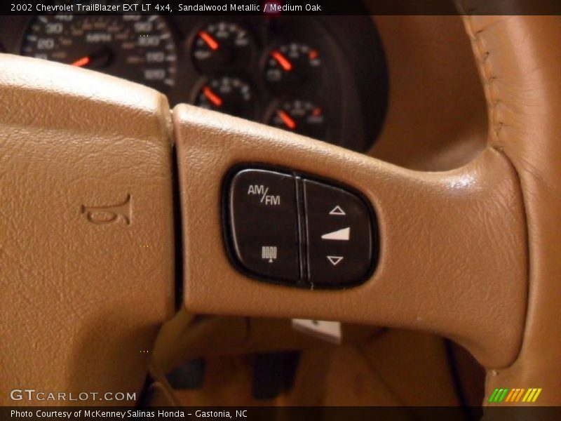 Sandalwood Metallic / Medium Oak 2002 Chevrolet TrailBlazer EXT LT 4x4