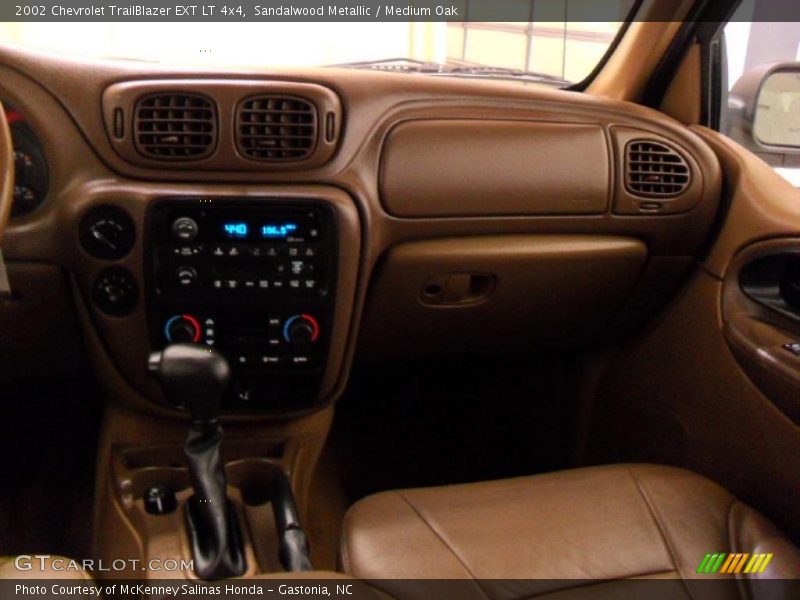 Sandalwood Metallic / Medium Oak 2002 Chevrolet TrailBlazer EXT LT 4x4