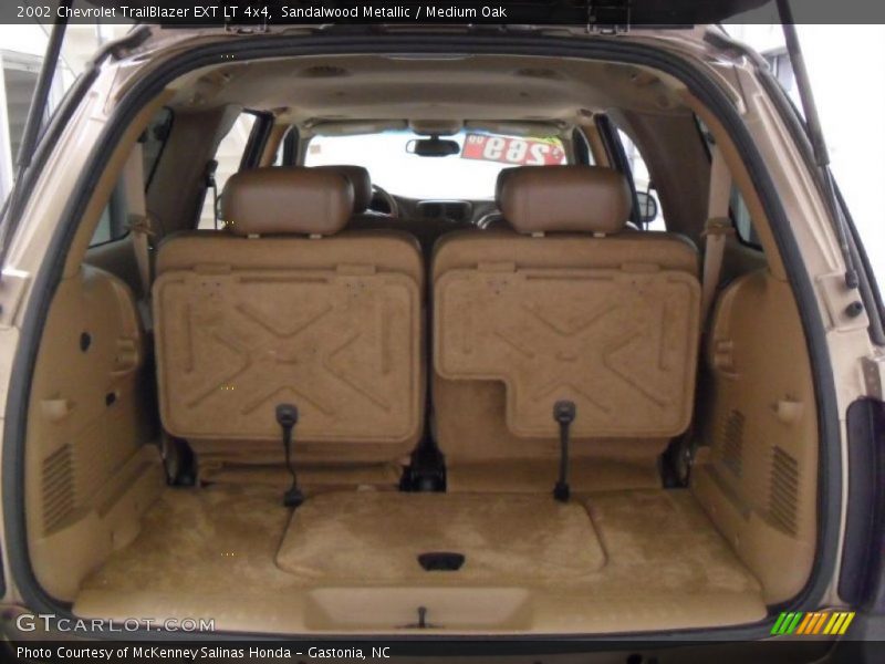  2002 TrailBlazer EXT LT 4x4 Trunk