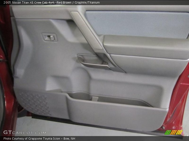 Red Brawn / Graphite/Titanium 2005 Nissan Titan XE Crew Cab 4x4