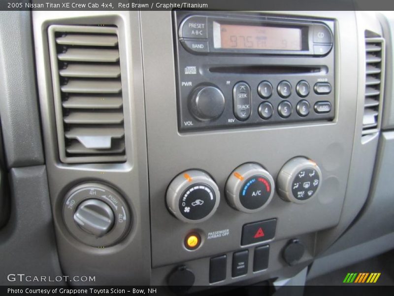 Red Brawn / Graphite/Titanium 2005 Nissan Titan XE Crew Cab 4x4