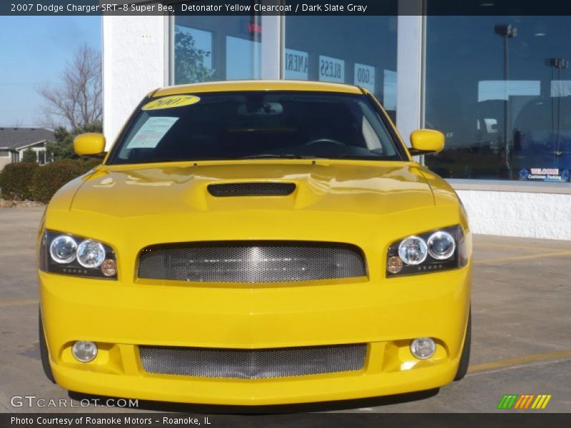 Detonator Yellow Clearcoat / Dark Slate Gray 2007 Dodge Charger SRT-8 Super Bee
