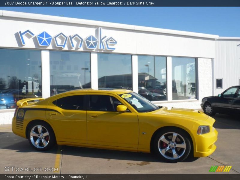 Detonator Yellow Clearcoat / Dark Slate Gray 2007 Dodge Charger SRT-8 Super Bee