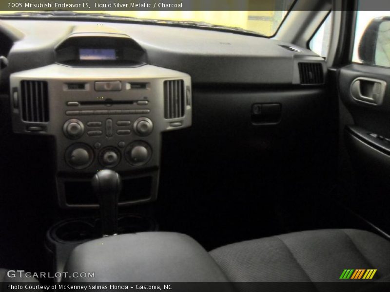Liquid Silver Metallic / Charcoal 2005 Mitsubishi Endeavor LS