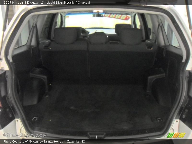 Liquid Silver Metallic / Charcoal 2005 Mitsubishi Endeavor LS