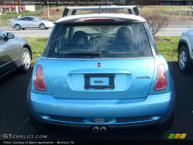 Electric Blue Metallic / Space Grey/Panther Black 2004 Mini Cooper S Hardtop