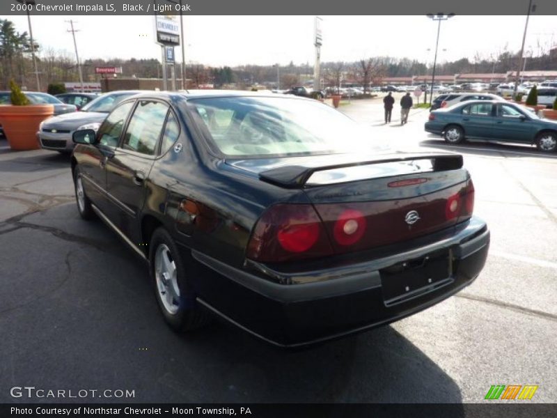 Black / Light Oak 2000 Chevrolet Impala LS
