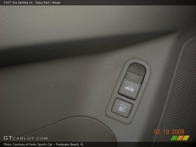 Ruby Red / Beige 2007 Kia Optima LX