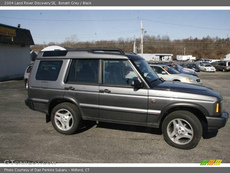 Bonatti Grey / Black 2004 Land Rover Discovery SE