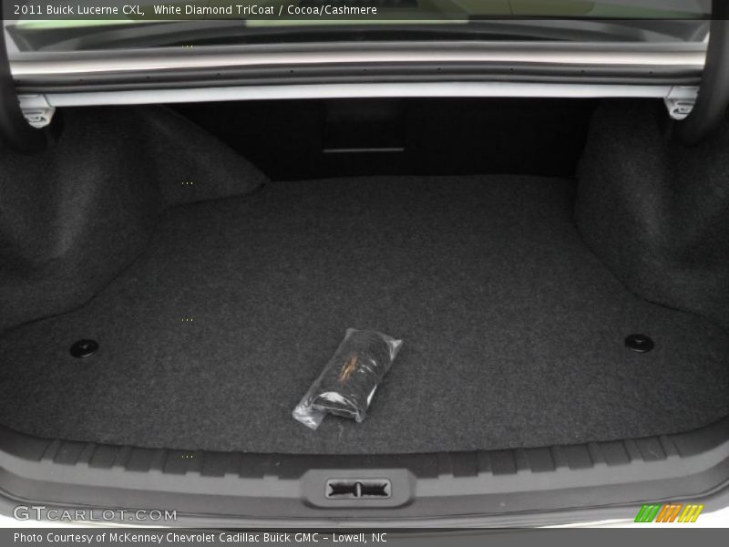 White Diamond TriCoat / Cocoa/Cashmere 2011 Buick Lucerne CXL