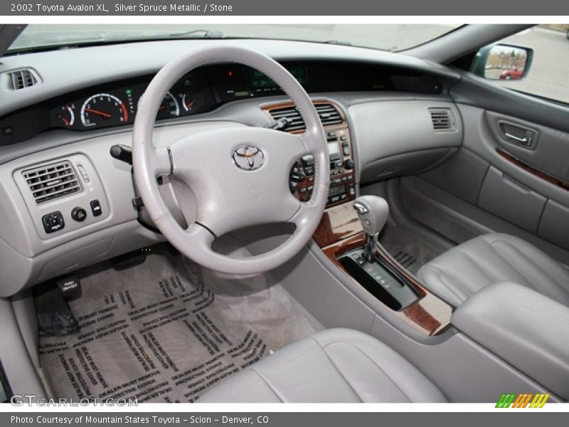 Silver Spruce Metallic / Stone 2002 Toyota Avalon XL