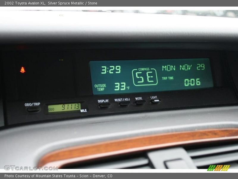 Silver Spruce Metallic / Stone 2002 Toyota Avalon XL