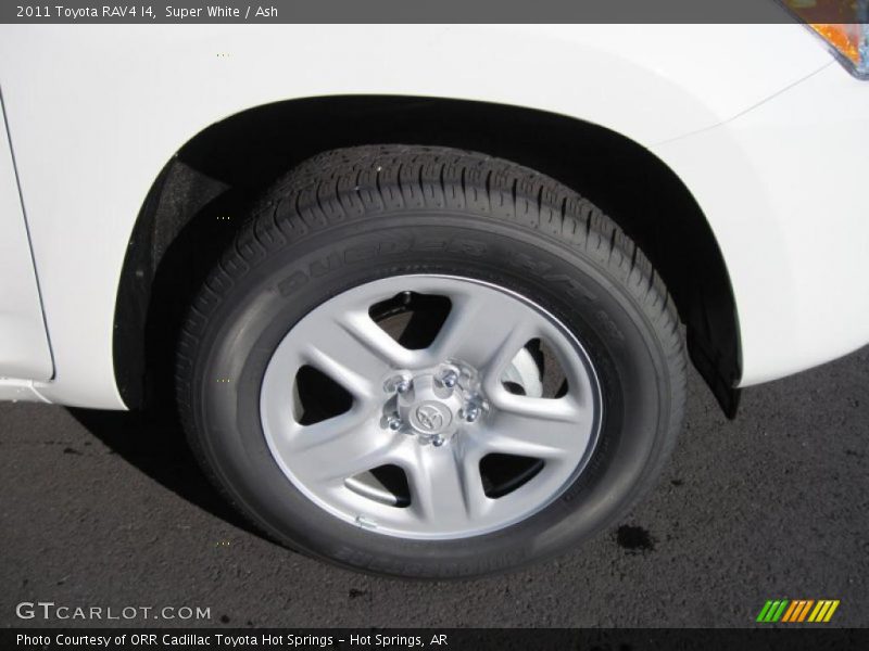 Super White / Ash 2011 Toyota RAV4 I4