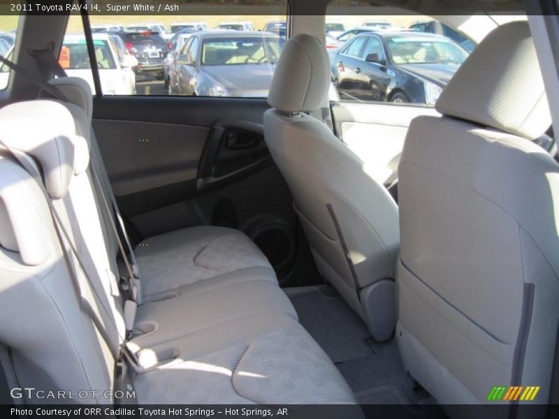 Super White / Ash 2011 Toyota RAV4 I4