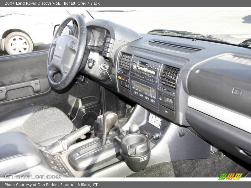 Bonatti Grey / Black 2004 Land Rover Discovery SE