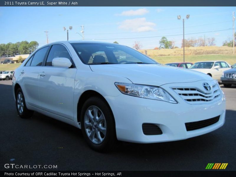 Super White / Ash 2011 Toyota Camry LE