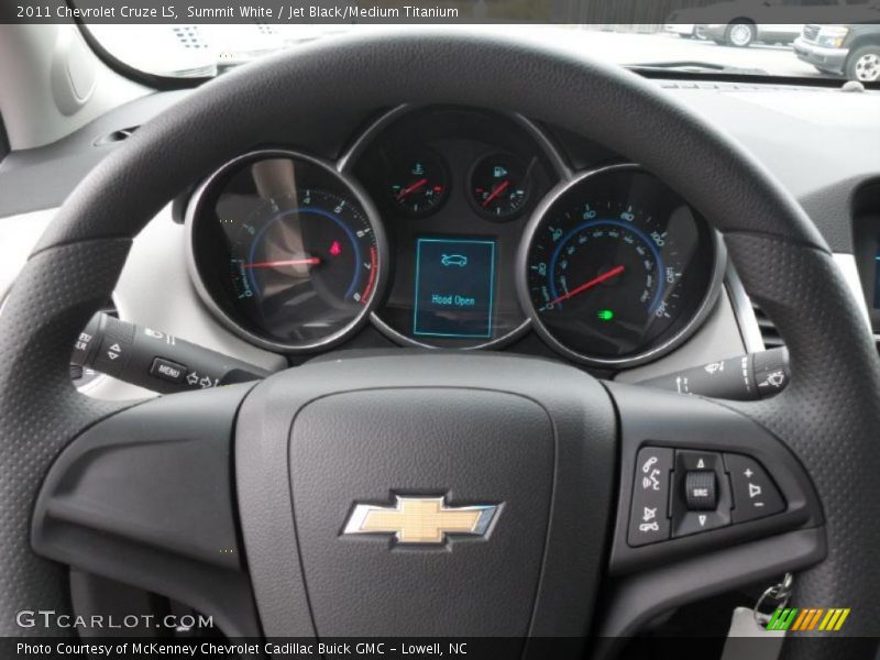 Summit White / Jet Black/Medium Titanium 2011 Chevrolet Cruze LS