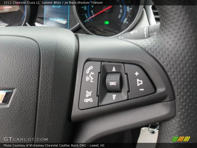 Summit White / Jet Black/Medium Titanium 2011 Chevrolet Cruze LS