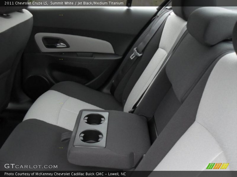 Summit White / Jet Black/Medium Titanium 2011 Chevrolet Cruze LS