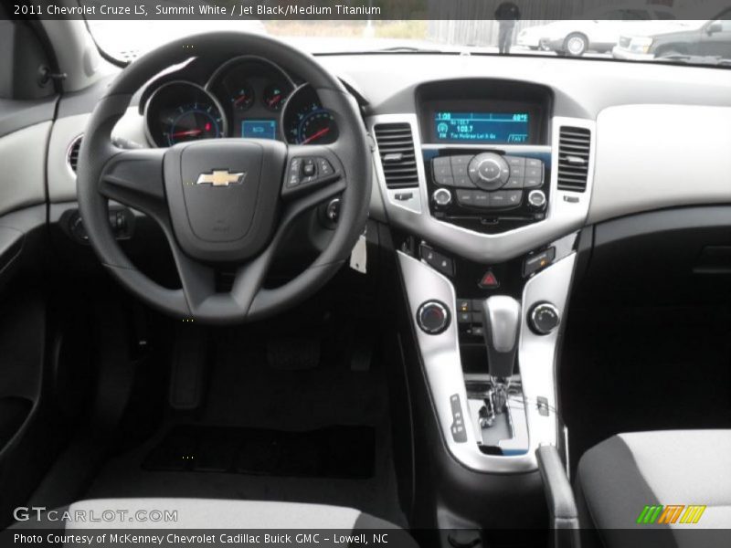 Summit White / Jet Black/Medium Titanium 2011 Chevrolet Cruze LS