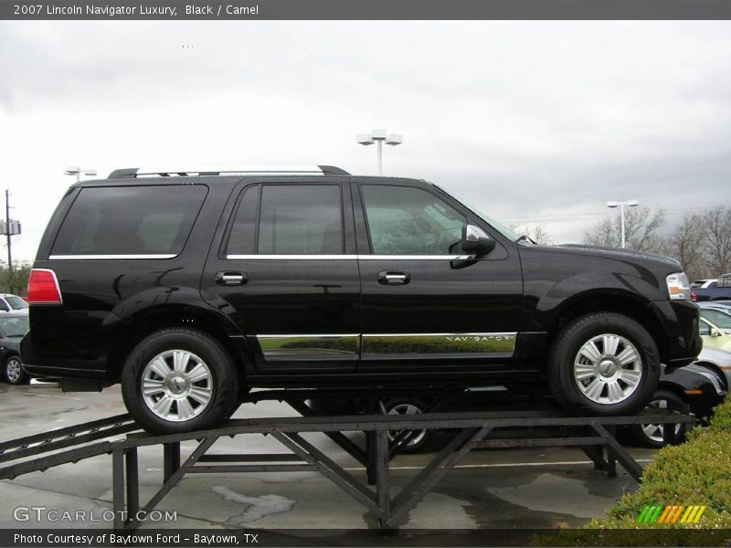 Black / Camel 2007 Lincoln Navigator Luxury