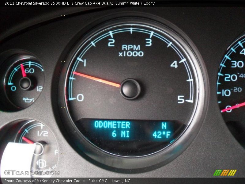 Summit White / Ebony 2011 Chevrolet Silverado 3500HD LTZ Crew Cab 4x4 Dually