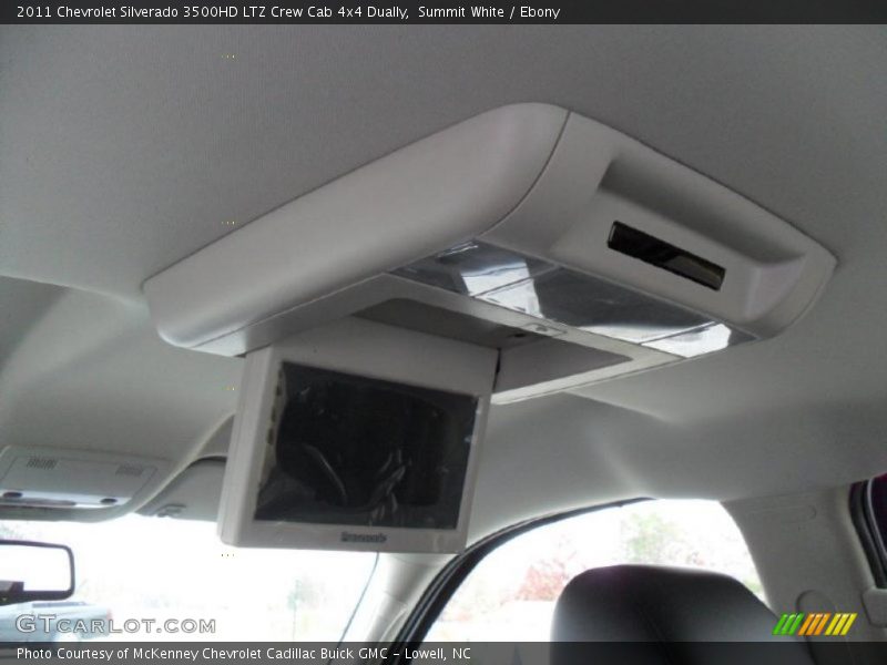 Summit White / Ebony 2011 Chevrolet Silverado 3500HD LTZ Crew Cab 4x4 Dually