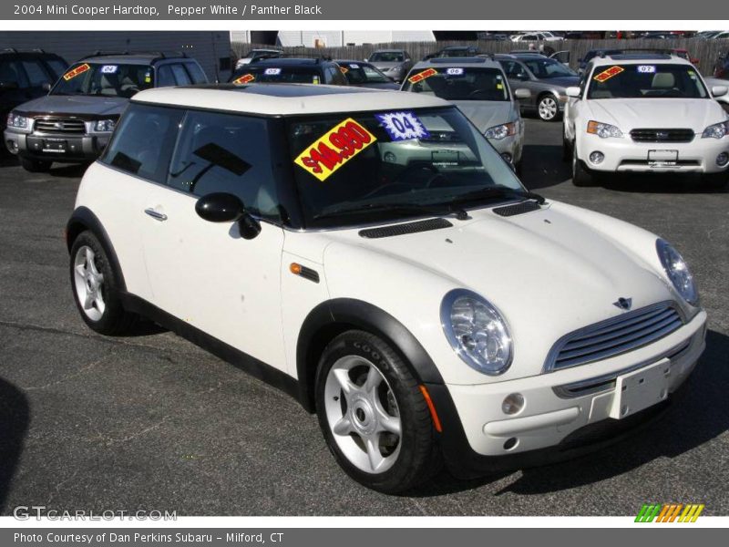 Pepper White / Panther Black 2004 Mini Cooper Hardtop