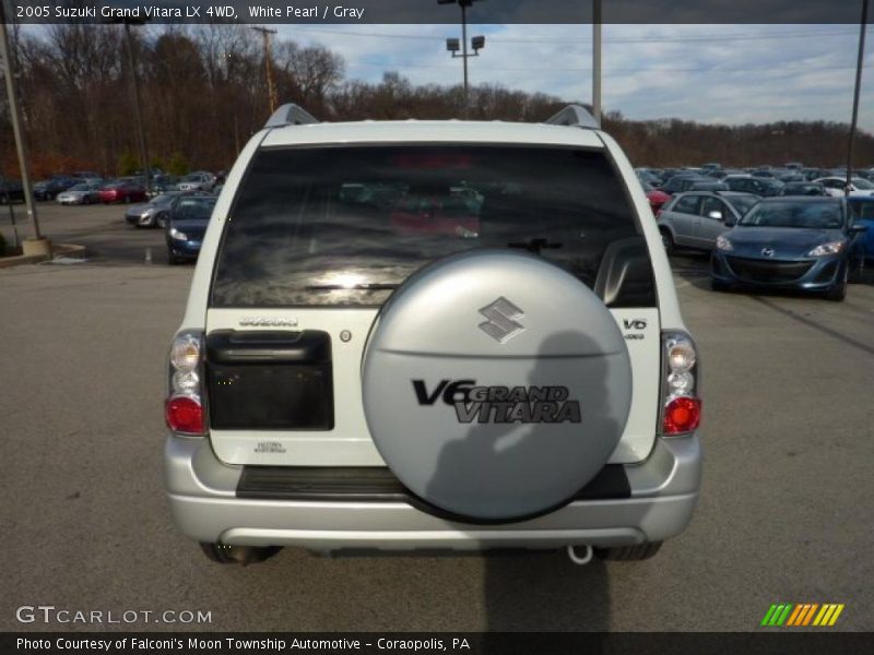 White Pearl / Gray 2005 Suzuki Grand Vitara LX 4WD