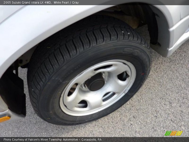 White Pearl / Gray 2005 Suzuki Grand Vitara LX 4WD