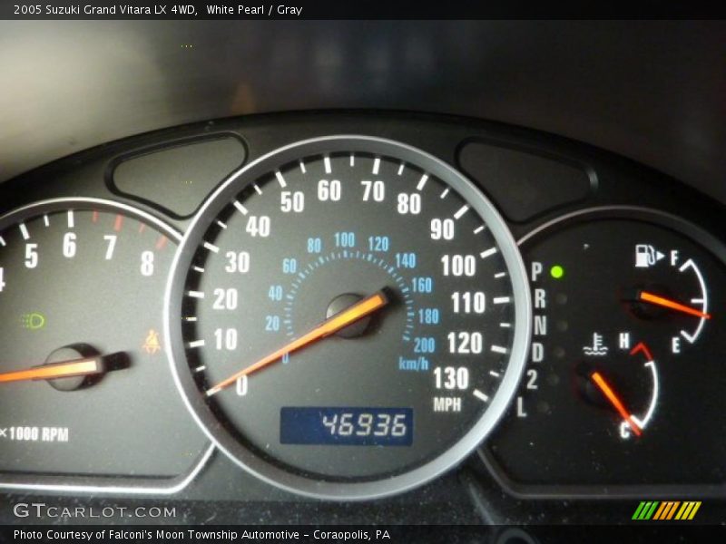 White Pearl / Gray 2005 Suzuki Grand Vitara LX 4WD