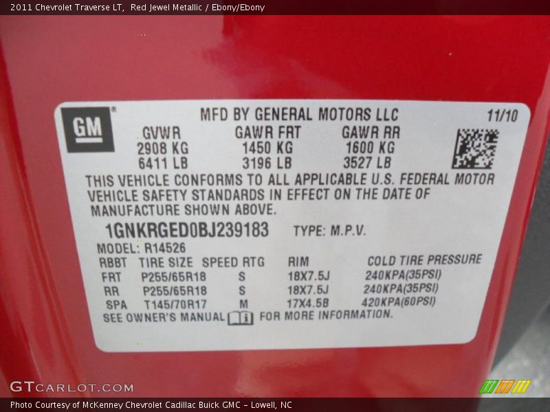 Red Jewel Metallic / Ebony/Ebony 2011 Chevrolet Traverse LT