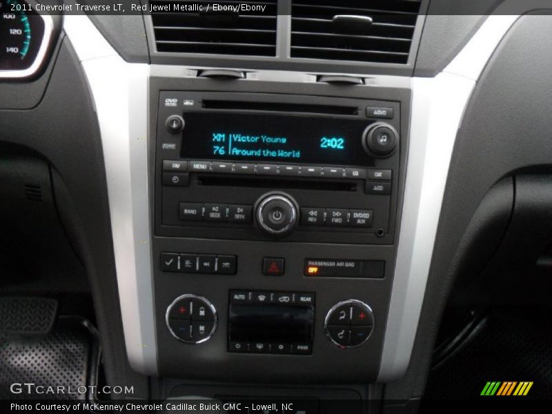Red Jewel Metallic / Ebony/Ebony 2011 Chevrolet Traverse LT