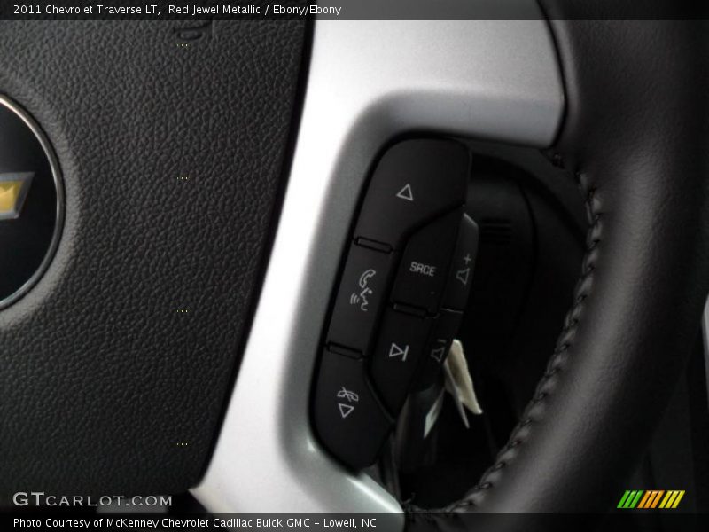 Red Jewel Metallic / Ebony/Ebony 2011 Chevrolet Traverse LT