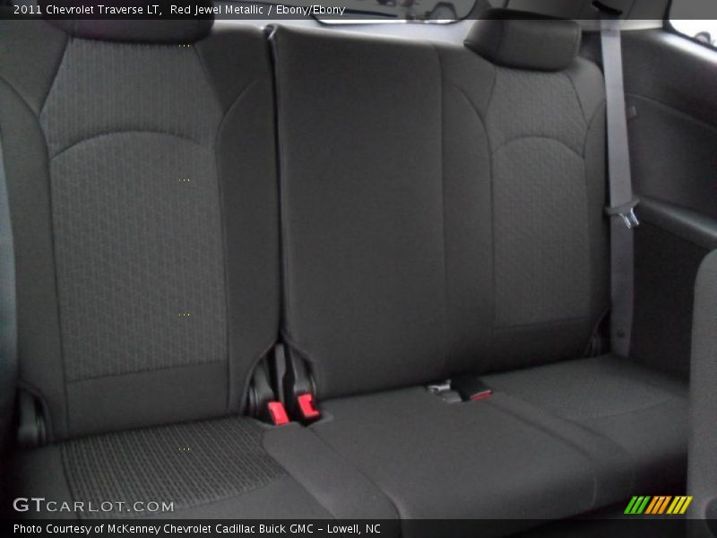 Red Jewel Metallic / Ebony/Ebony 2011 Chevrolet Traverse LT