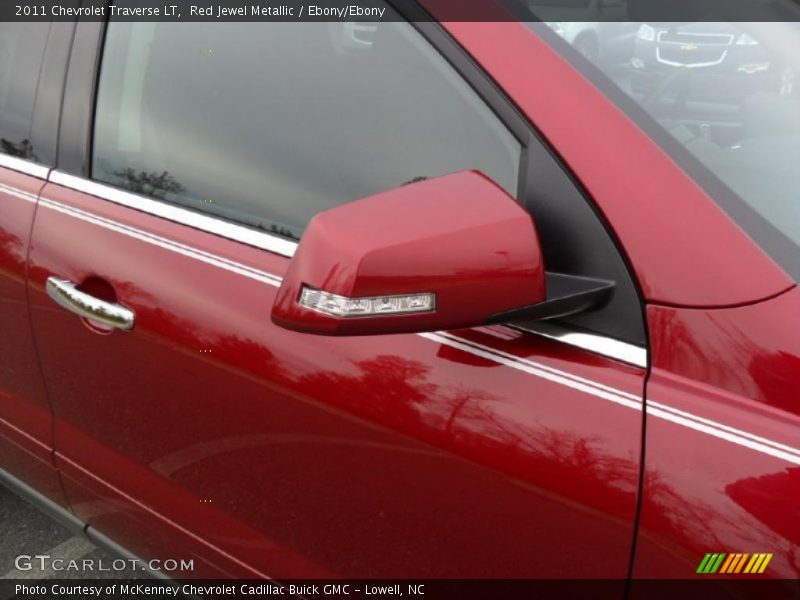 Red Jewel Metallic / Ebony/Ebony 2011 Chevrolet Traverse LT