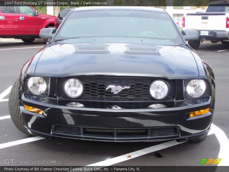 Black / Dark Charcoal 2007 Ford Mustang GT Deluxe Coupe