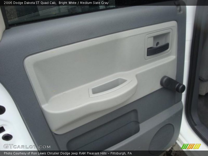 Bright White / Medium Slate Gray 2006 Dodge Dakota ST Quad Cab