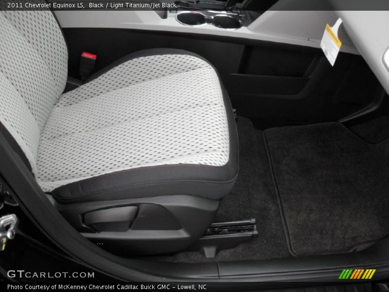 Black / Light Titanium/Jet Black 2011 Chevrolet Equinox LS