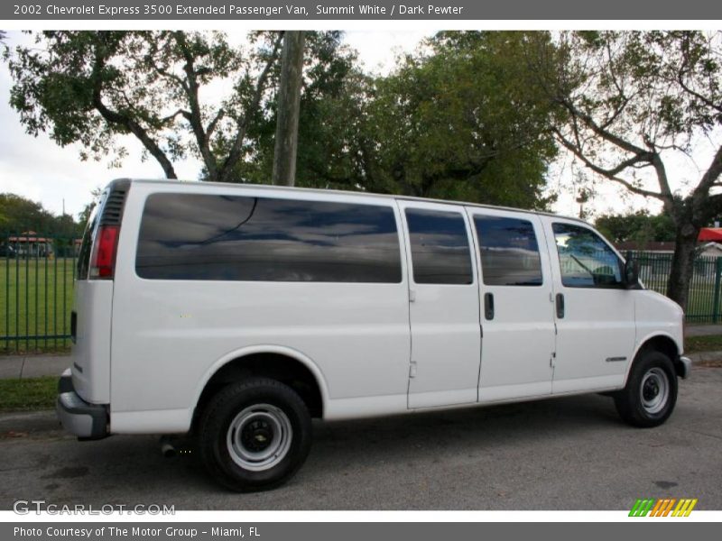 Summit White / Dark Pewter 2002 Chevrolet Express 3500 Extended Passenger Van