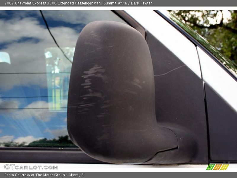 Summit White / Dark Pewter 2002 Chevrolet Express 3500 Extended Passenger Van