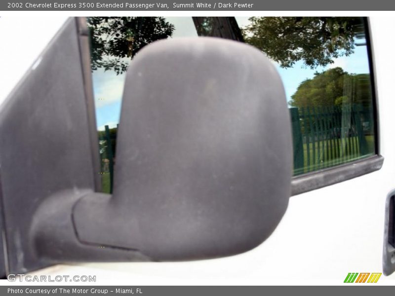 Summit White / Dark Pewter 2002 Chevrolet Express 3500 Extended Passenger Van
