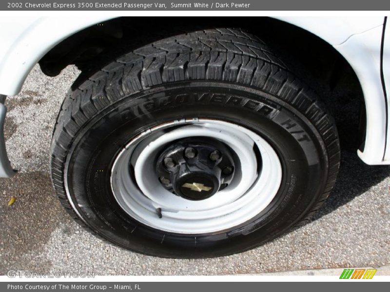 Summit White / Dark Pewter 2002 Chevrolet Express 3500 Extended Passenger Van