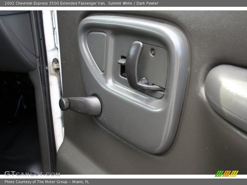 Summit White / Dark Pewter 2002 Chevrolet Express 3500 Extended Passenger Van
