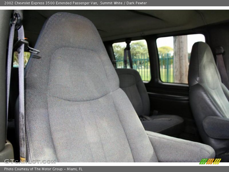 Summit White / Dark Pewter 2002 Chevrolet Express 3500 Extended Passenger Van